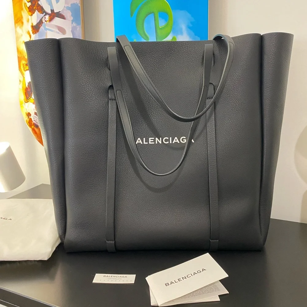 Balenciaga Everyday Tote Bag - Picture 1 of 8